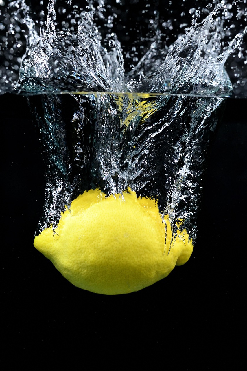 つみたてNISAで相場急落時に取るべき対策は？