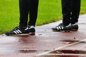 つみたてNISAと副業を並行可能にする方法は？