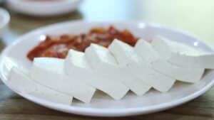 NISAとiDeCoはどっちを先に始めるべきか？