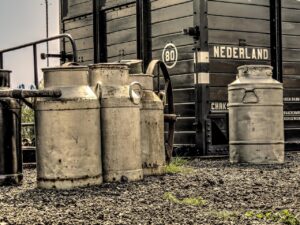 積立nisaの解約方法は？失敗しないための注意点とは？